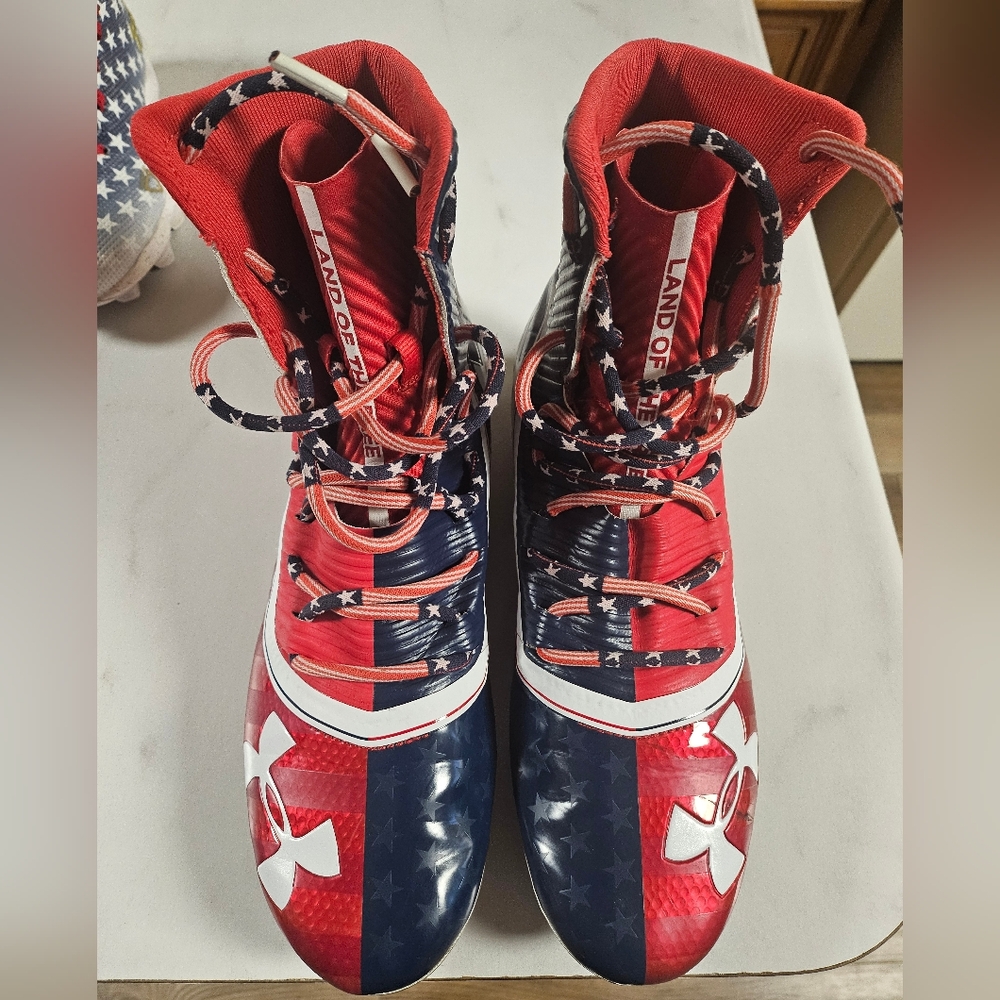 Mens Under Armour Football Cleats